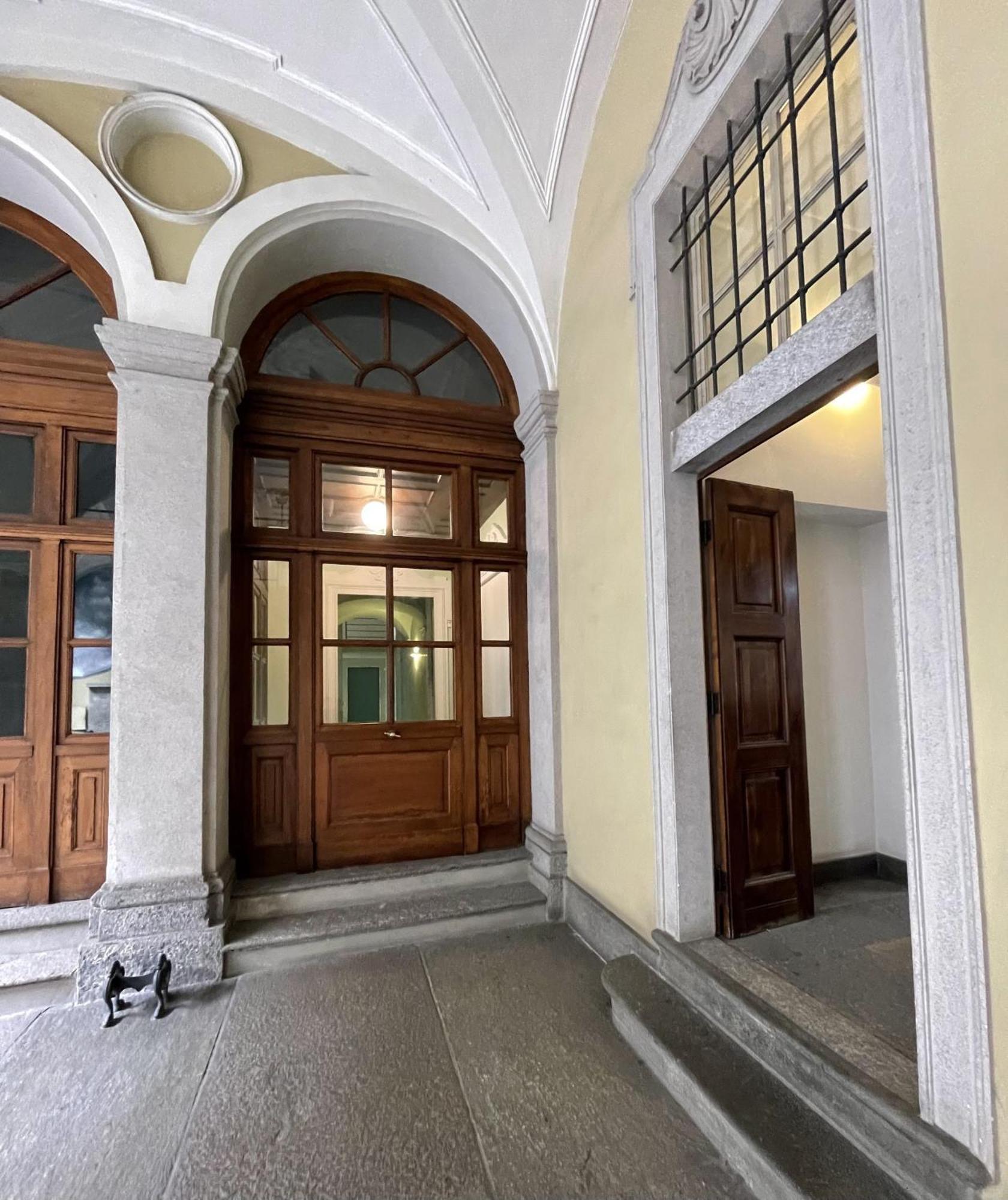 Apartamento Scarampi Boutique Flat, Eleganza Storica In Centro Turín Exterior foto